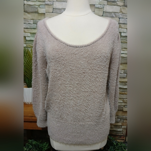 Marled Reunited Large Soft Knit Fluffy Sweater - Picture 1 of 5